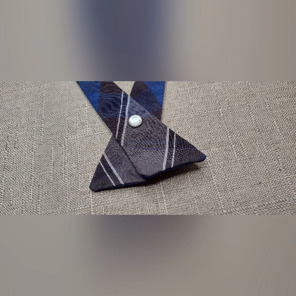 Uniform neck tie